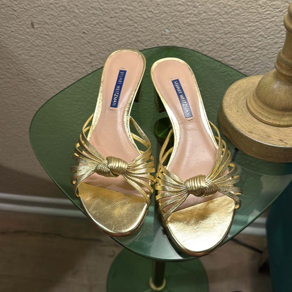 Stuart Weitzman gold heel